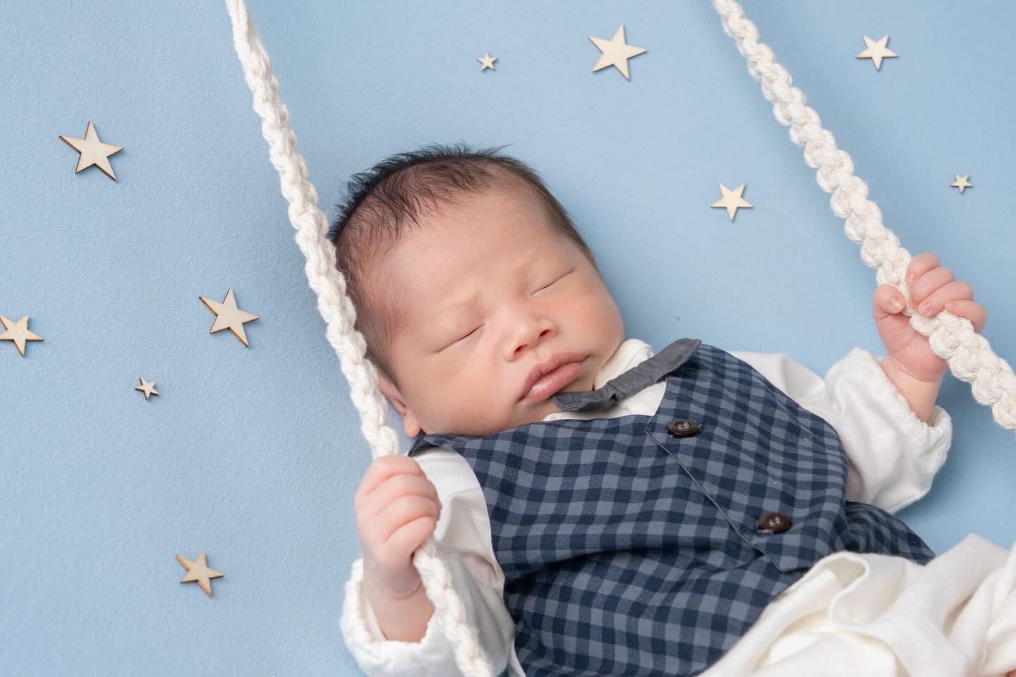 ︎ ︎ ︎ ︎ ︎ ︎ ︎ ︎ ︎ ︎ ︎ ︎ ︎ ︎ ︎ ︎ ︎ ︎ ︎ ︎ ︎ ︎ ︎ ︎ ︎ ︎ ︎ ︎ ︎ ︎ ︎ ︎ ︎ ︎ ︎ ︎ ︎ ︎ ︎ ︎ ︎ ︎ ︎ ︎ ︎ ︎ ︎ ︎ ︎
ㅤㅤㅤㅤㅤㅤㅤㅤㅤㅤㅤㅤㅤ
-` ̗ ℕ𝕖𝕨𝕓𝕠𝕣𝕟 ´-
︎ ︎ ︎ ︎ ︎ ︎ ︎ ︎ ︎ ︎ ︎ ︎ ︎ ︎ ︎ ︎ ︎ ︎ ︎ ︎ ︎ ︎ ︎ ︎ ︎ ︎ ︎ ︎ ︎ ︎ ︎ ︎ ︎ ︎
ㅤㅤㅤㅤㅤㅤㅤㅤㅤㅤ
- - - - - - - - - - - - - - - - - - - - - - - - - -
北九州市・直方市を中心に活動をしている
オレンジプラス🍊と申します˖ ࣪⊹
ご依頼があれば福岡県内(県外も可)どこでも出張撮影可能です.ᐟ.ᐟ
ㅤㅤㅤㅤㅤㅤㅤㅤㅤㅤㅤㅤㅤ
マタニティフォト
ニューボーンフォト
ハーフバースデー
お祝い事(お誕生日や七五三)
家族写真を残したい
など、色々な撮影を行いますので
ご質問やご依頼はお気軽にDMまでお願いいたします💌
ㅤㅤㅤㅤㅤㅤㅤㅤㅤㅤㅤㅤㅤ ︎︎
ㅤㅤㅤㅤㅤㅤㅤㅤㅤㅤㅤㅤㅤ- - - - - - - - - - - - - - - - - - - - - - - - - -
ㅤㅤㅤㅤㅤㅤㅤㅤㅤㅤㅤㅤㅤ
\ メインの撮影対象地区 /
ㅤㅤㅤㅤㅤㅤㅤㅤㅤㅤㅤㅤㅤ
#️⃣ 八幡西区、八幡東区、戸畑区、若松区、小倉区、門司区
#️⃣ 遠賀町、水巻町、芦屋町、岡垣町、鞍手町
#️⃣ 直方市、田川市、福智町、飯塚市
#️⃣ 宗像市、福津市、古賀市、新宮町、粕屋町、久山町、篠栗町
#️⃣ 福岡市、山口市、下関市