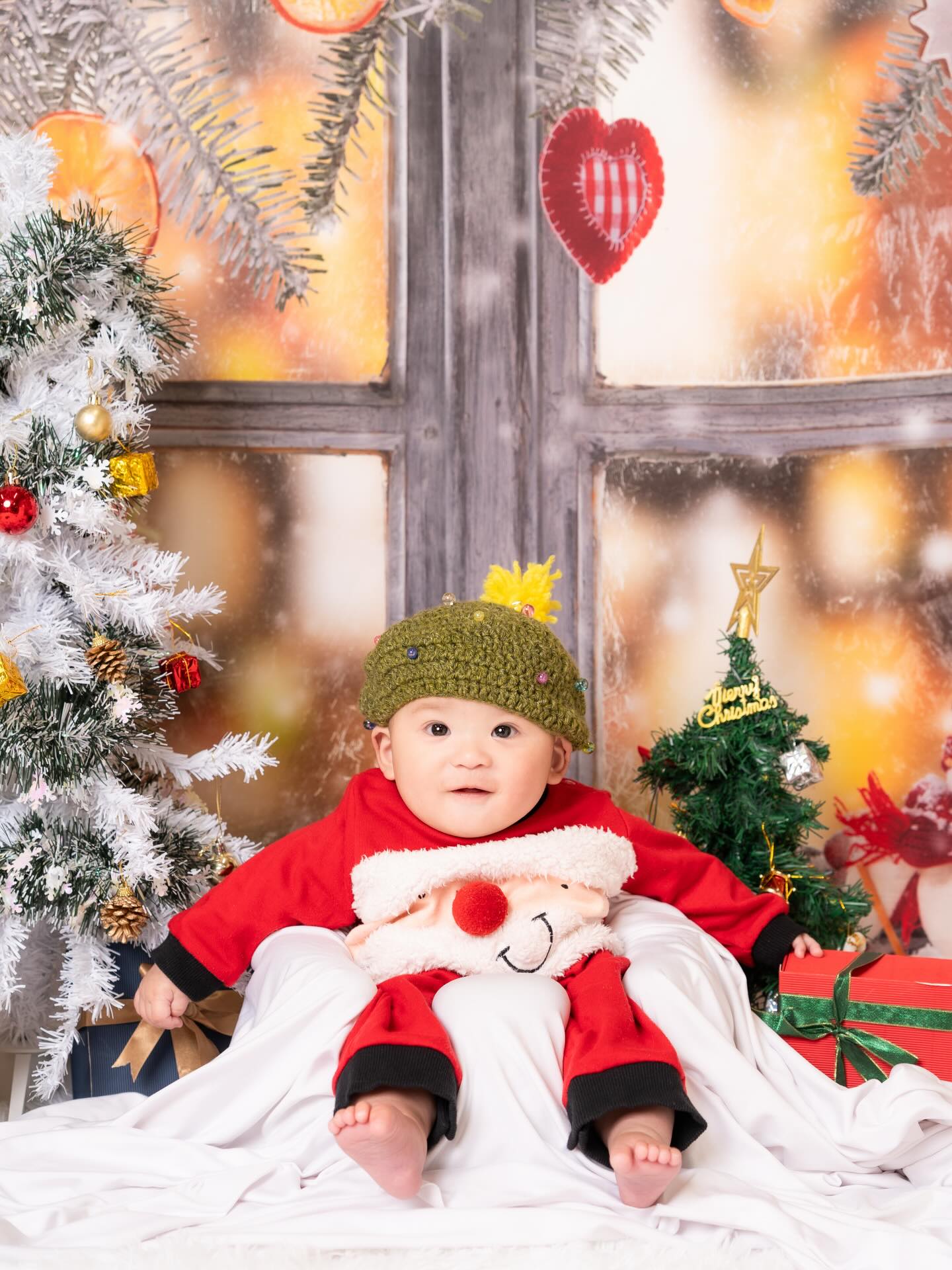 ︎ ︎ ︎ ︎ ︎ ︎ ︎ ︎ ︎ ︎ ︎ ︎ ︎ ︎ ︎ ︎ ︎ ︎ ︎ ︎ ︎ ︎ ︎ ︎ ︎ ︎ ︎ ︎ ︎ ︎ ︎ ︎ ︎ ︎ ︎ ︎ ︎ ︎ ︎ ︎ ︎ ︎ ︎ ︎ ︎ ︎ ︎ ︎ ︎
ㅤㅤㅤㅤㅤㅤㅤㅤㅤㅤㅤㅤㅤ
-` ̗撮影会お写真紹介 ̖ ´-
︎ ︎ ︎ ︎ ︎ ︎ ︎ ︎ ︎ ︎ ︎ ︎ ︎ ︎ ︎ ︎ ︎ ︎ ︎ ︎ ︎ ︎ ︎ ︎ ︎ ︎ ︎ ︎ ︎ ︎ ︎ ︎ ︎ ︎ ︎ ︎ ︎ ︎ ︎ ︎ ︎ ︎ ︎ ︎ ︎ ︎ ︎ ︎ ︎
直方市地域子育て支援センター様でのクリスマス撮影会に
ご参加いただいたお子さまのお写真を紹介します☺️🤍
 ︎︎
ちょっとはやめの...
✧*｡🎄𝐌𝐞𝐫𝐫𝐲𝐂𝐡𝐫𝐢𝐬𝐭𝐦𝐚𝐬🎄✧*｡
︎︎ ︎︎︎ ︎︎︎ ︎
着てきた衣装が可愛すぎる~っ.ᐟ‪‪‬.ᐟ‪‪‬
また会えて嬉しかったし、
相変わらずニコニコさんでした👶🏻🩷
ㅤㅤㅤㅤㅤㅤㅤㅤㅤㅤㅤㅤㅤ
ご参加ありがとうございました⟡.·
ㅤㅤㅤㅤㅤㅤㅤㅤㅤㅤㅤㅤㅤㅤㅤㅤㅤㅤㅤㅤㅤㅤㅤㅤㅤㅤ
- - - - - - - - - - - - - - - - - - - - - - - - - -

北九州・直方を中心に活動をしているオレンジプラス🍊と申します˖ ࣪⊹
ご依頼があれば福岡県内どこでも出張撮影可能です.ᐟ‪‪‬.ᐟ‪‪‬
ㅤㅤㅤㅤㅤㅤㅤㅤㅤㅤㅤㅤㅤ
マタニティフォト
ニューボーンフォト
ハーフバースデー
お祝い事（お誕生日や七五三）
家族写真を残したい

など、色々な撮影を行いますので
ご質問やご依頼はお気軽にDMまでお願いいたします💌
ㅤㅤㅤㅤㅤㅤㅤㅤㅤㅤㅤㅤㅤ
ㅤㅤㅤㅤㅤㅤㅤㅤㅤㅤㅤㅤㅤ- - - - - - - - - - - - - - - - - - - - - - - - - -
ㅤㅤㅤㅤㅤㅤㅤㅤㅤㅤㅤㅤㅤ

#北九州ニューボーンフォト
#北九州マタニティフォト
#北九州ハーフバースデー
福岡ハーフバースデー
北九州七五三撮影
北九州家族写真
中間市ニューボーンフォト
直方市ニューボーンフォト
遠賀郡ニューボーンフォト
筑豊ニューボーンフォト 
福岡ニューボーンフォト
北九州七五三
北九州七五三撮影
福岡七五三
飯塚七五三
直方七五三
北九州子ども撮影会
北九州キッズ撮影会
北九州撮影
直方撮影会
直方キッズ撮影会