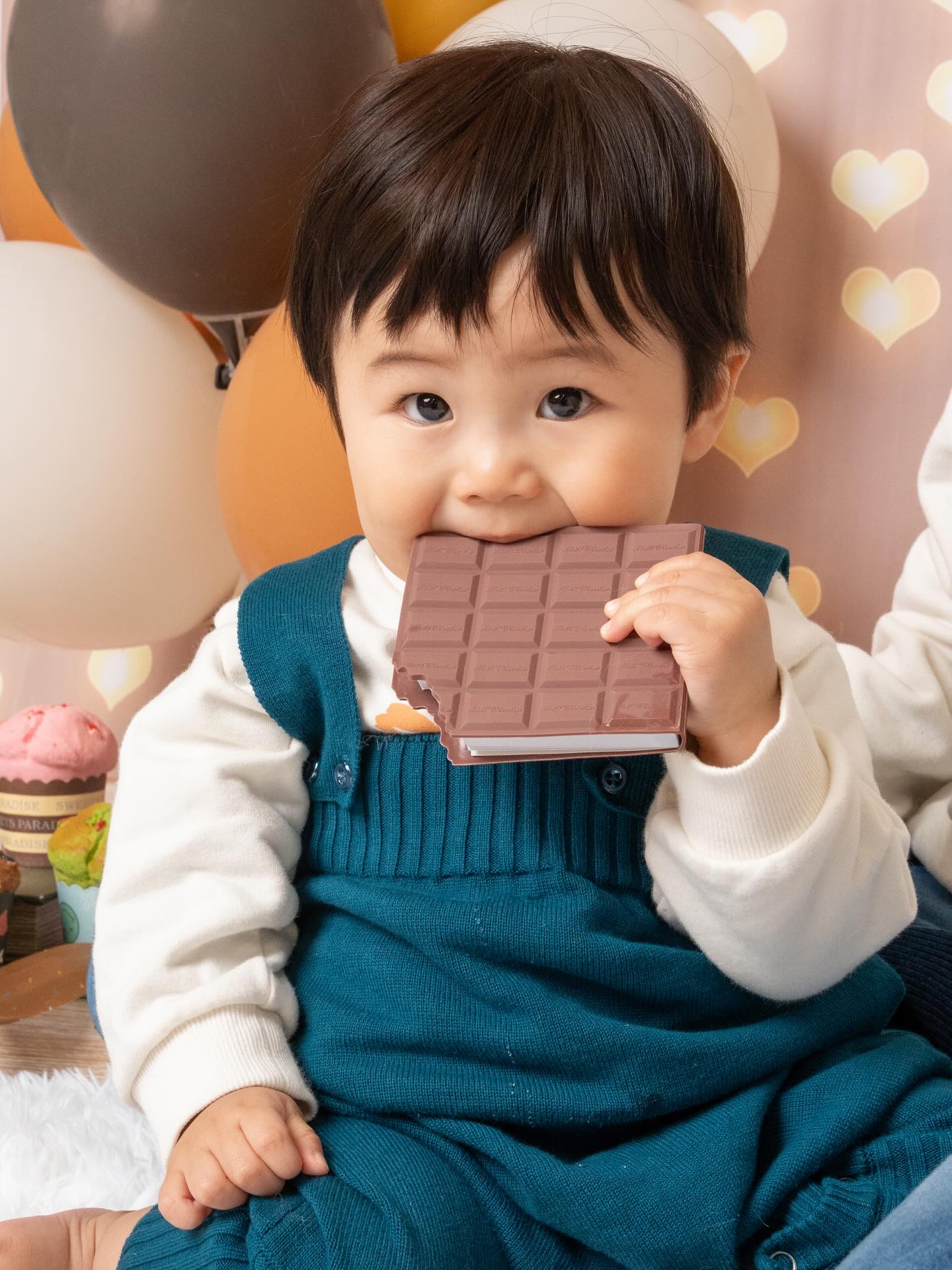 ︎ ︎ ︎ ︎ ︎ ︎ ︎ ︎ ︎ ︎ ︎ ︎ ︎ ︎ ︎ ︎ ︎ ︎ ︎ ︎ ︎ ︎ ︎ ︎ ︎ ︎ ︎ ︎ ︎ ︎ ︎ ︎ ︎ ︎ ︎ ︎ ︎ ︎ ︎ ︎ ︎ ︎ ︎ ︎ ︎ ︎ ︎ ︎ ︎
ㅤㅤㅤㅤㅤㅤㅤㅤㅤㅤㅤㅤㅤ
-` ̗撮影会お写真紹介 ̖ ´-
︎ ︎ ︎ ︎ ︎ ︎ ︎ ︎ ︎ ︎ ︎ ︎ ︎ ︎ ︎ ︎ ︎ ︎ ︎ ︎ ︎ ︎ ︎ ︎ ︎ ︎ ︎ ︎ ︎ ︎ ︎ ︎ ︎ ︎ ︎ ︎ ︎ ︎ ︎ ︎ ︎ ︎ ︎ ︎ ︎ ︎ ︎ ︎ ︎
直方市地域子育て支援センター様で行った
バレンタイン撮影会のお写真を紹介します🍫♡
おめめきゅるきゅる🥺♡
ご参加ありがとうございます.ᐟ.ᐟ
ㅤㅤㅤㅤㅤㅤㅤㅤㅤㅤㅤㅤㅤㅤㅤㅤㅤㅤㅤㅤㅤㅤㅤㅤㅤㅤ
- - - - - - - - - - - - - - - - - - - - - - - - - -
北九州・直方を中心に活動をしているオレンジプラス🍊と申します˖ ࣪⊹
ご依頼があれば福岡県内どこでも出張撮影可能です.ᐟ.ᐟ
ㅤㅤㅤㅤㅤㅤㅤㅤㅤㅤㅤㅤㅤ
マタニティフォト
ニューボーンフォト
ハーフバースデー
お祝い事(お誕生日や七五三)
家族写真を残したい
など、色々な撮影を行いますので
ご質問やご依頼はお気軽にDMまでお願いいたします💌
ㅤㅤㅤㅤㅤㅤㅤㅤㅤㅤㅤㅤㅤ
ㅤㅤㅤㅤㅤㅤㅤㅤㅤㅤㅤㅤㅤ- - - - - - - - - - - - - - - - - - - - - - - - - -
ㅤㅤㅤㅤㅤㅤㅤㅤㅤㅤㅤㅤㅤ
#北九州ニューボーンフォト
#北九州マタニティフォト
#北九州ハーフバースデー
福岡ハーフバースデー
北九州七五三撮影
北九州家族写真
中間市ニューボーンフォト
直方市ニューボーンフォト
遠賀郡ニューボーンフォト
筑豊ニューボーンフォト
福岡ニューボーンフォト
北九州七五三
北九州七五三撮影
福岡七五三
飯塚七五三
直方七五三
北九州子ども撮影会
北九州キッズ撮影会
北九州撮影
直方撮影会
直方キッズ撮影会